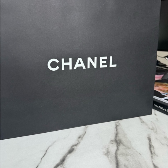 ๐ CHANEL 24P MINI TOP HANDLE LILAC ๐ - Picture 5 of 13